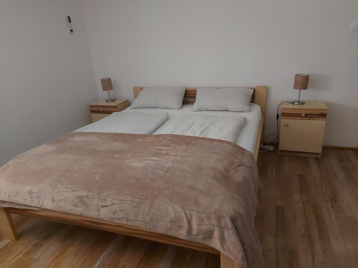 Potyka Apartman Tiszafüred المظهر الخارجي الصورة