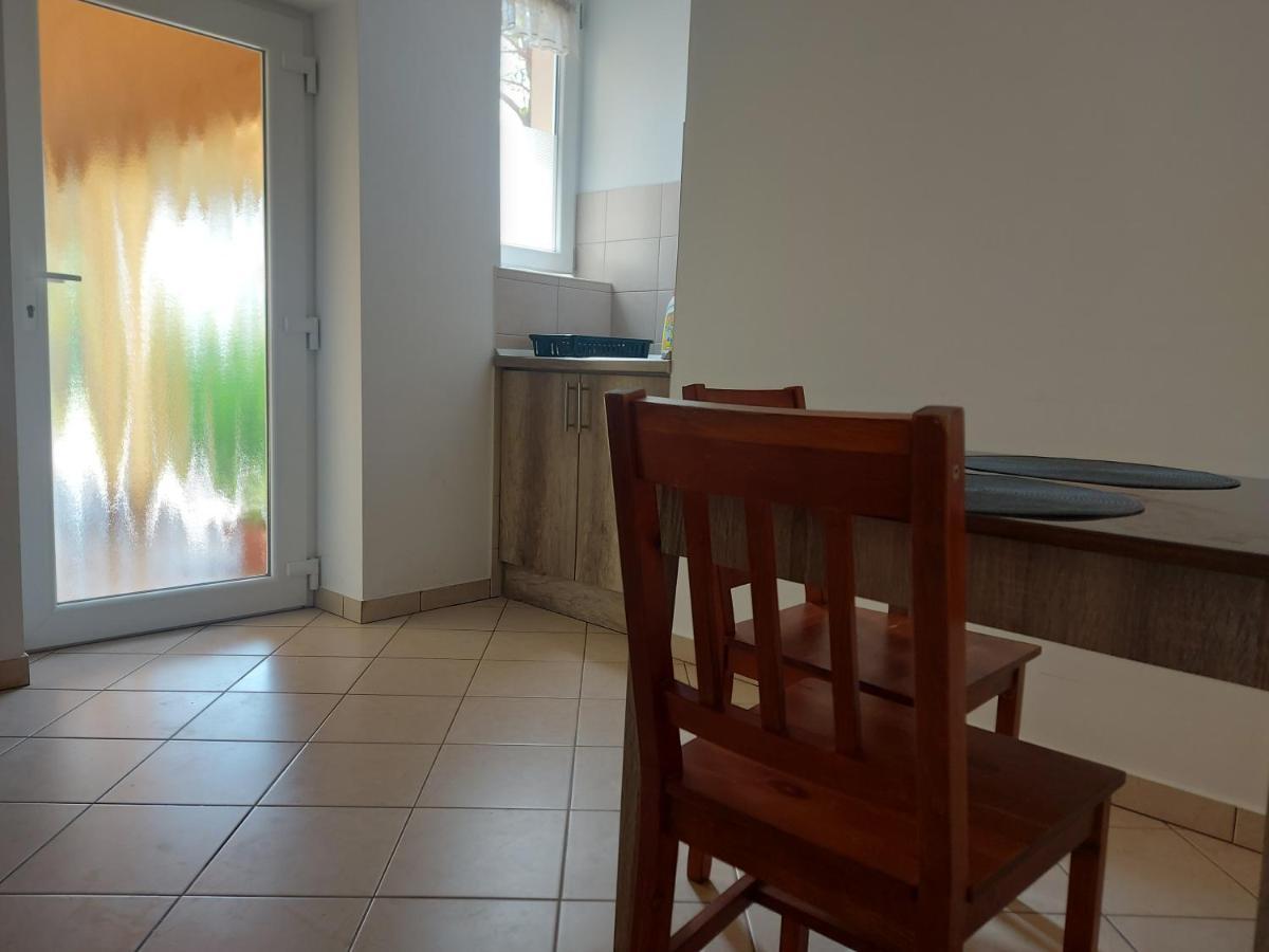 Potyka Apartman Tiszafüred المظهر الخارجي الصورة